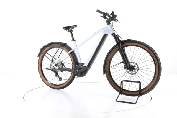 Cube Reaction Hybrid Pro Allroad 2023 – Vélo Électrique Trekking Bosch 29" Blanc