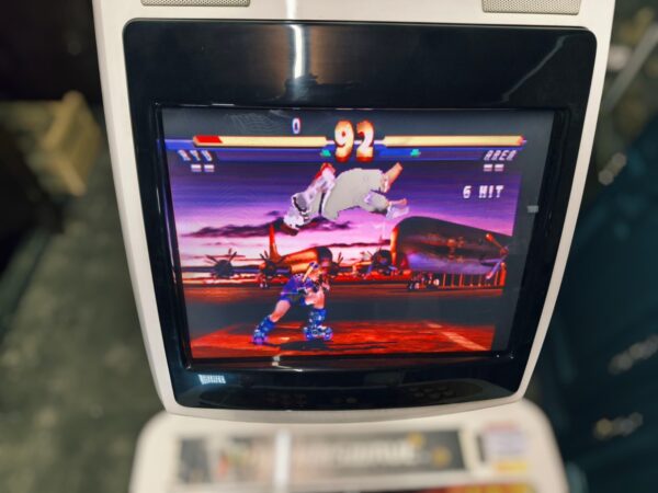 Borne Arcade Atomiswave – +700 Jeux Inclus – Écran LCD – Boutons & Joysticks Sanwa – Plug & Play