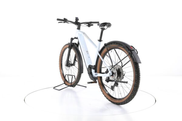 Cube Reaction Hybrid Pro Allroad 2023 – Vélo Électrique Trekking Bosch 29" Blanc